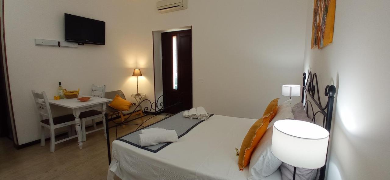 Apartamento Il Rifugio Del Pirata Trapani Exterior foto