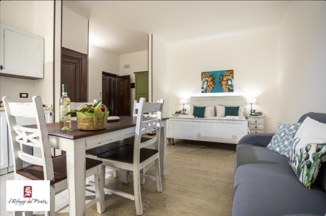 Apartamento Il Rifugio Del Pirata Trapani Exterior foto