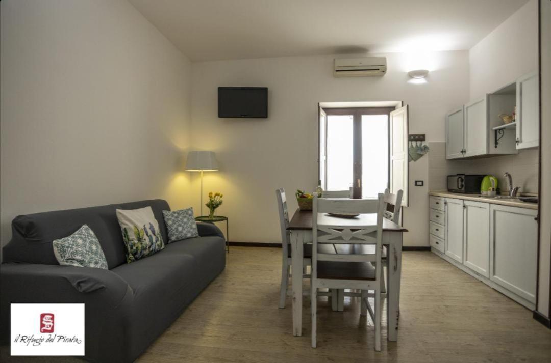 Apartamento Il Rifugio Del Pirata Trapani Exterior foto