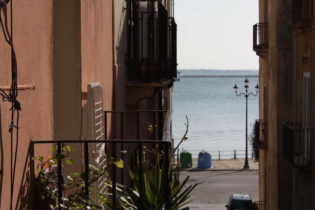 Apartamento Il Rifugio Del Pirata Trapani Exterior foto